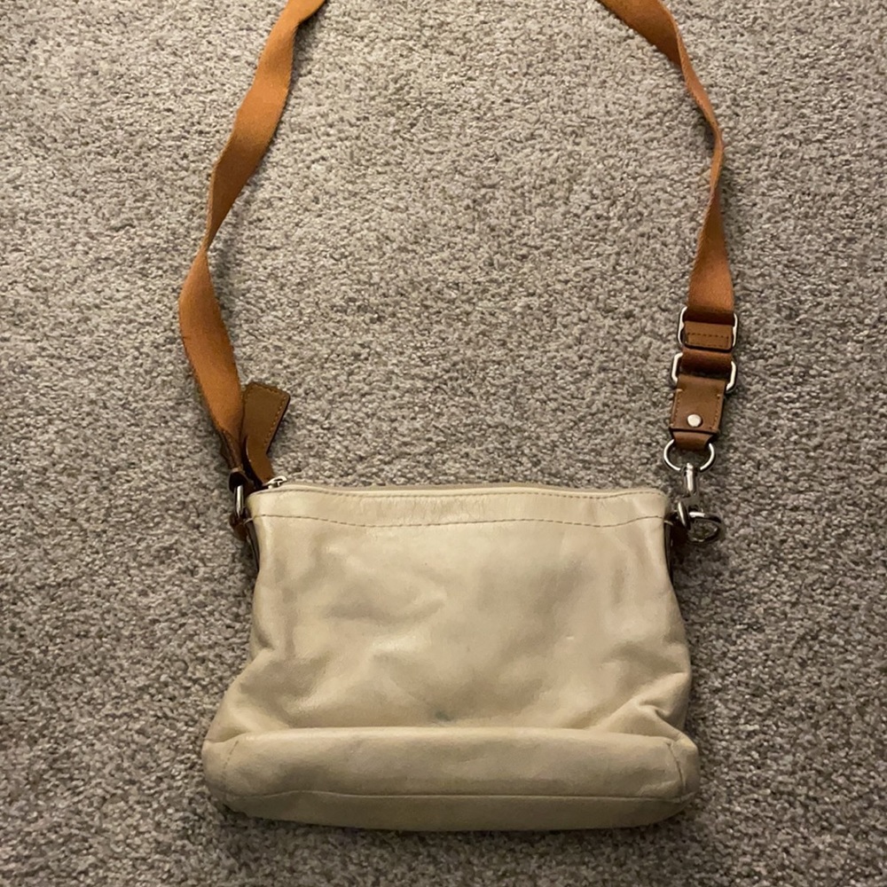 Coach Retro Vintage Crossbody Purse - Picture 2 of 5